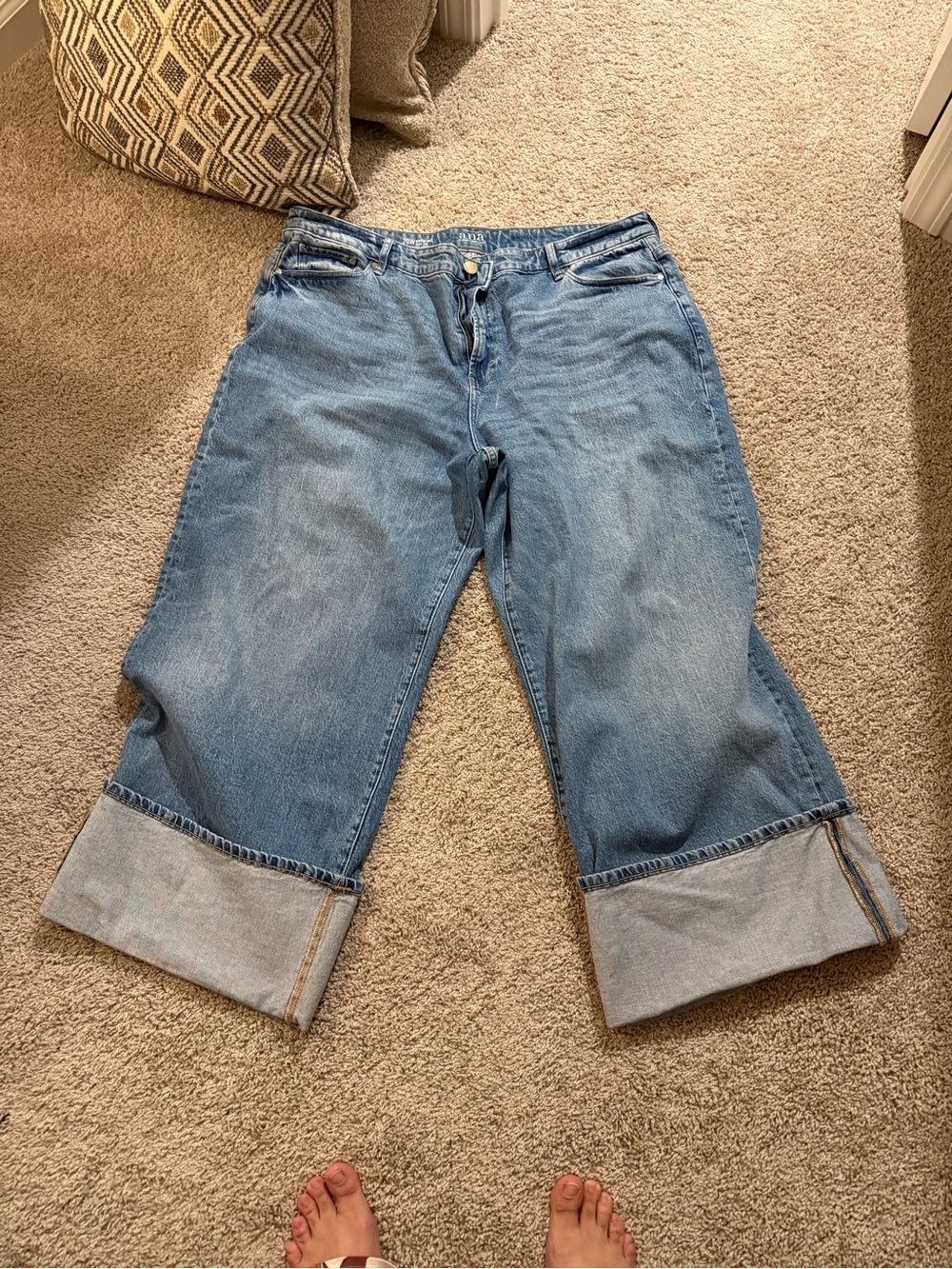 Classic Blue Wide-Leg Cuffed Women’s Jeans